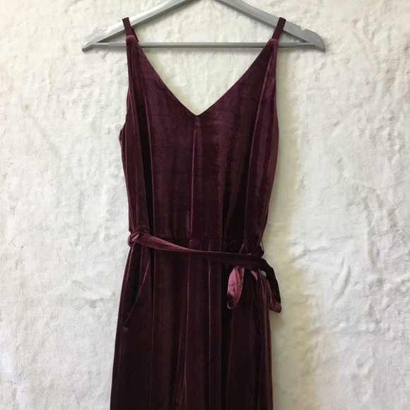 Banana Republic Burgundy Velvet Jumpsuit - Picture 2 of 7